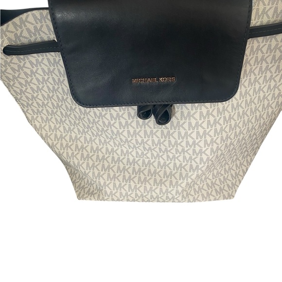 Michael Kors Backpack - Picture 6 of 7